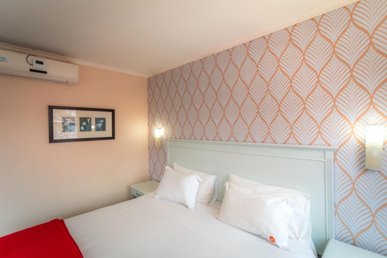 דורבן Florida Park Hotel, Florida Road מראה חיצוני תמונה