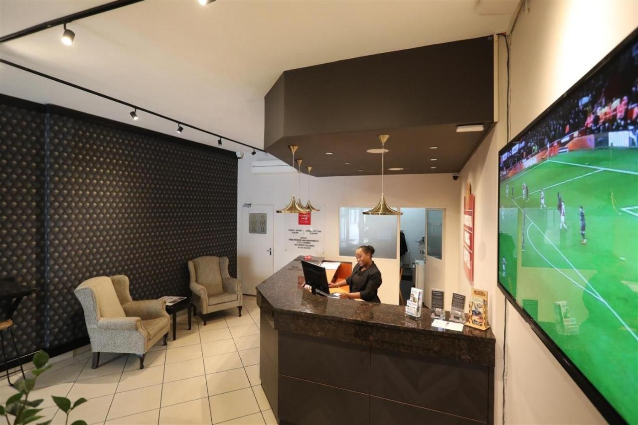 דורבן Florida Park Hotel, Florida Road מראה חיצוני תמונה